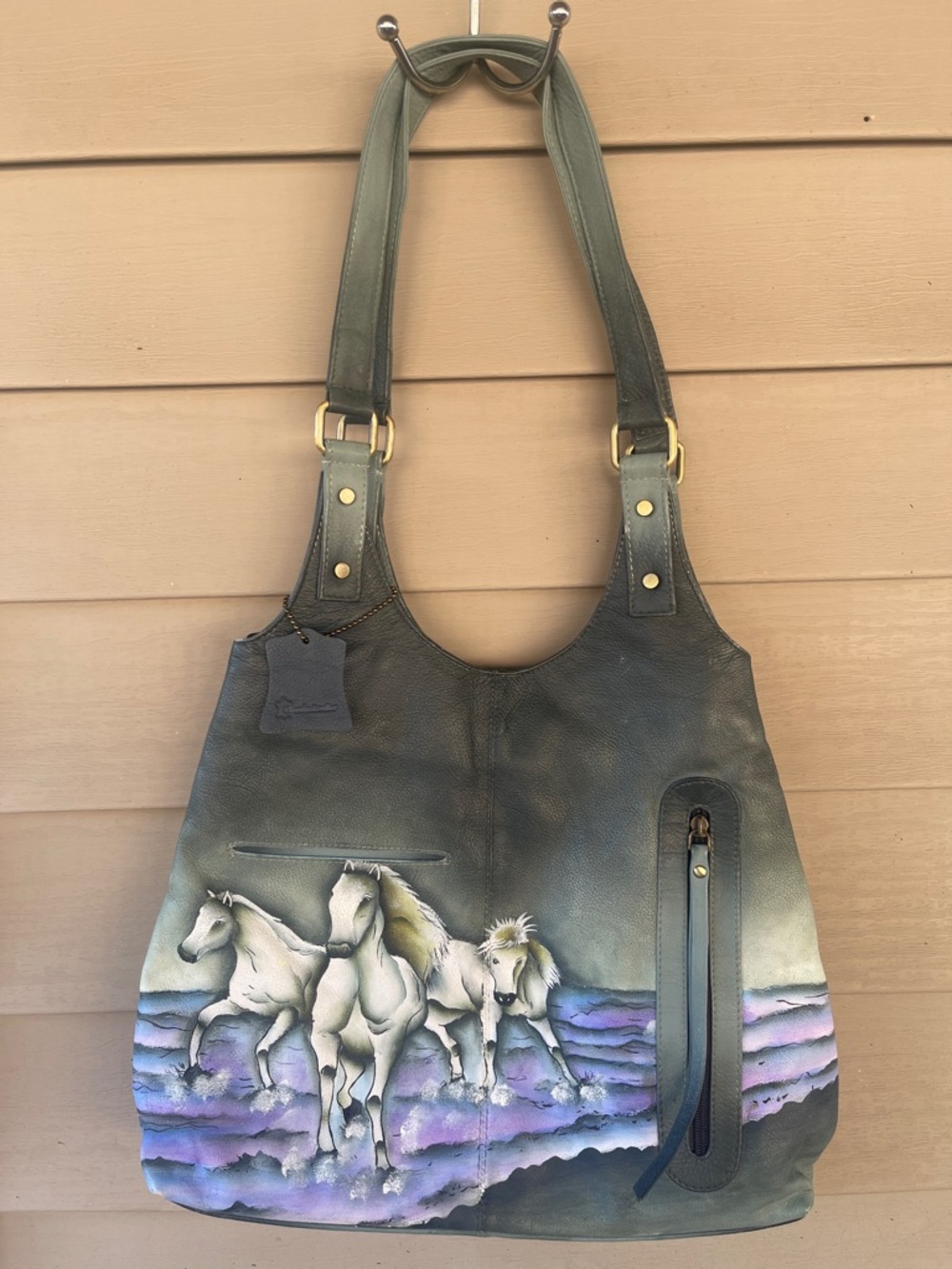 SUKRITI  Gray Horse Print Women's Bag 💼